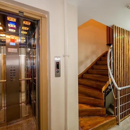 أجنحة أيزا 4*