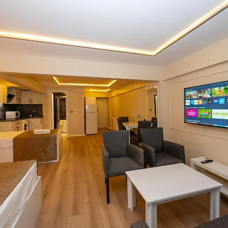 Aiza Aparthotel 2*