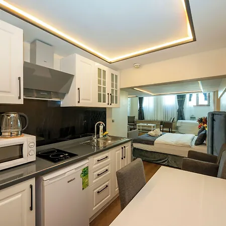 Lejlighedshotel Aiza 4*