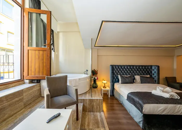 Hotel apartamentowy Aiza 4*