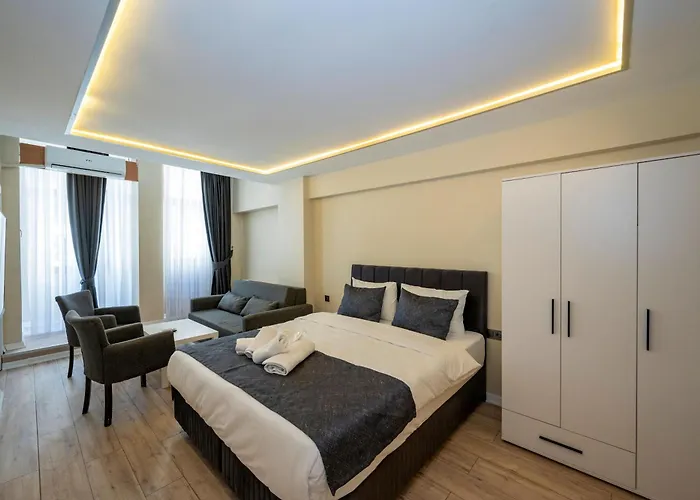 Aiza Hotel apartamentowy 4*