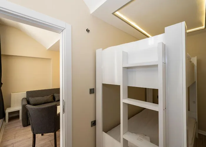 Hotel apartamentowy Aiza