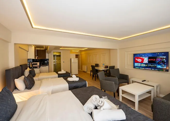 Aiza Hotel apartamentowy 4*