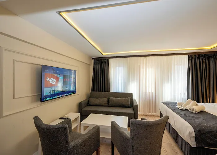 Aiza Hotel apartamentowy 4*