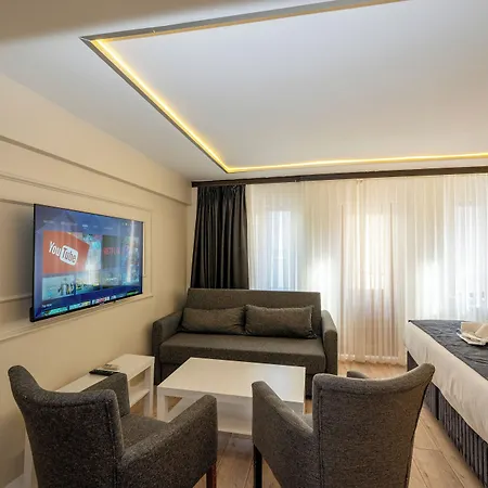 Aiza Nisantasi Aparthotel 4*